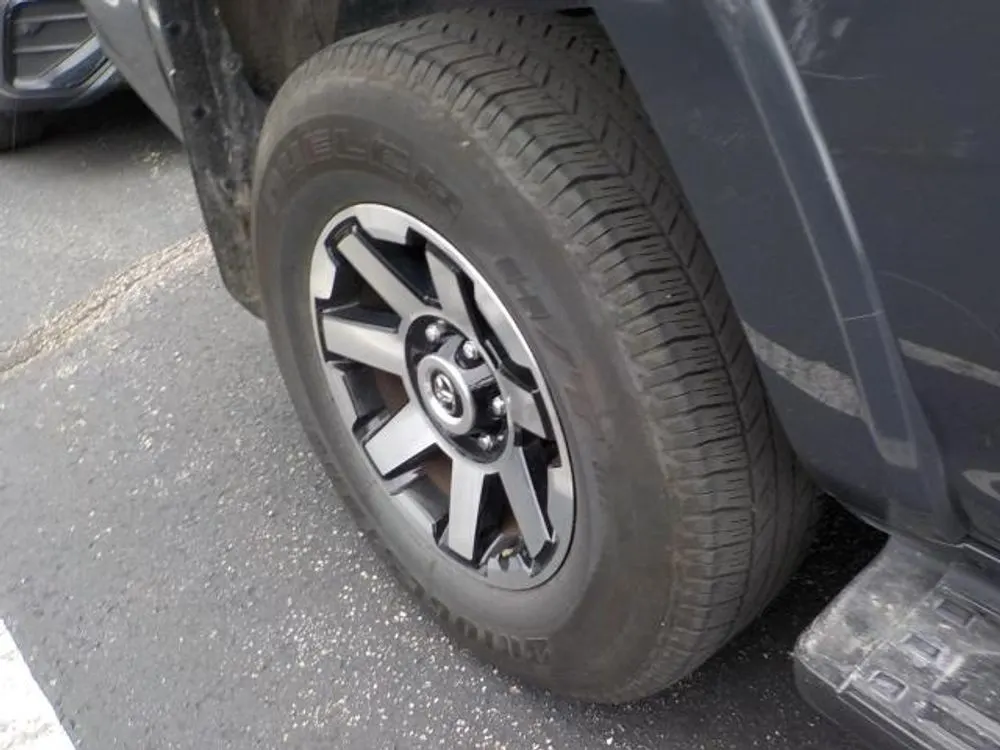 2024 Toyota 4Runner TRD Off Road