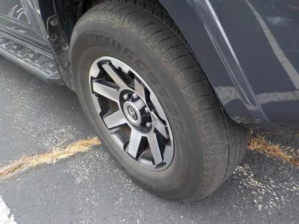 2024 Toyota 4Runner TRD Off Road