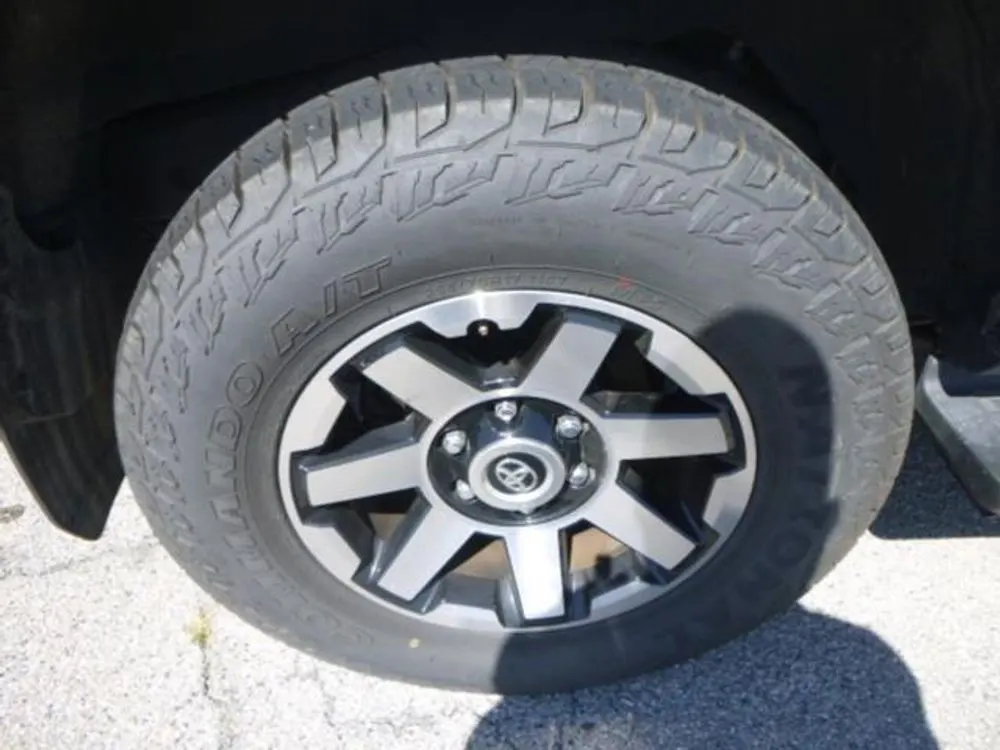 2024 Toyota 4Runner TRD Off Road