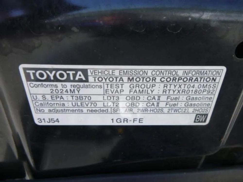 2024 Toyota 4Runner TRD Off Road