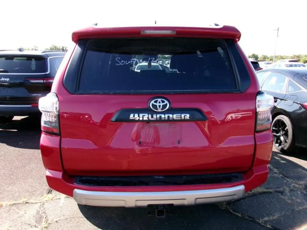 2024 Toyota 4Runner TRD Off Road