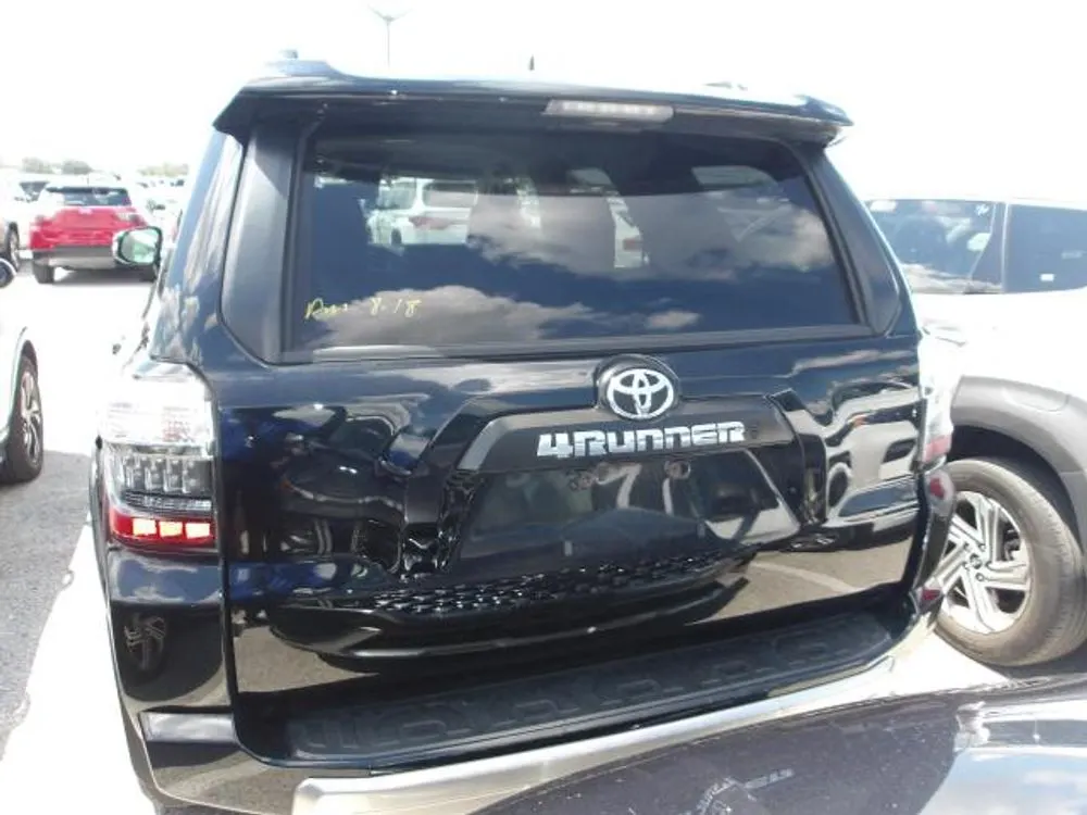 2024 Toyota 4Runner TRD Off Road