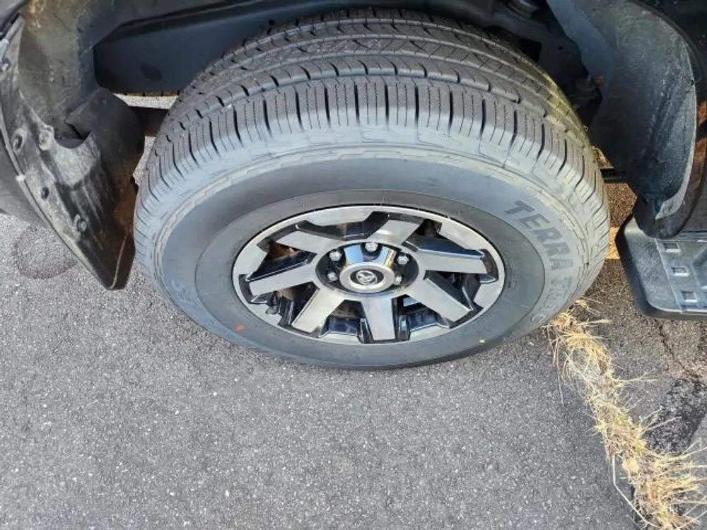 2024 Toyota 4Runner TRD Off Road