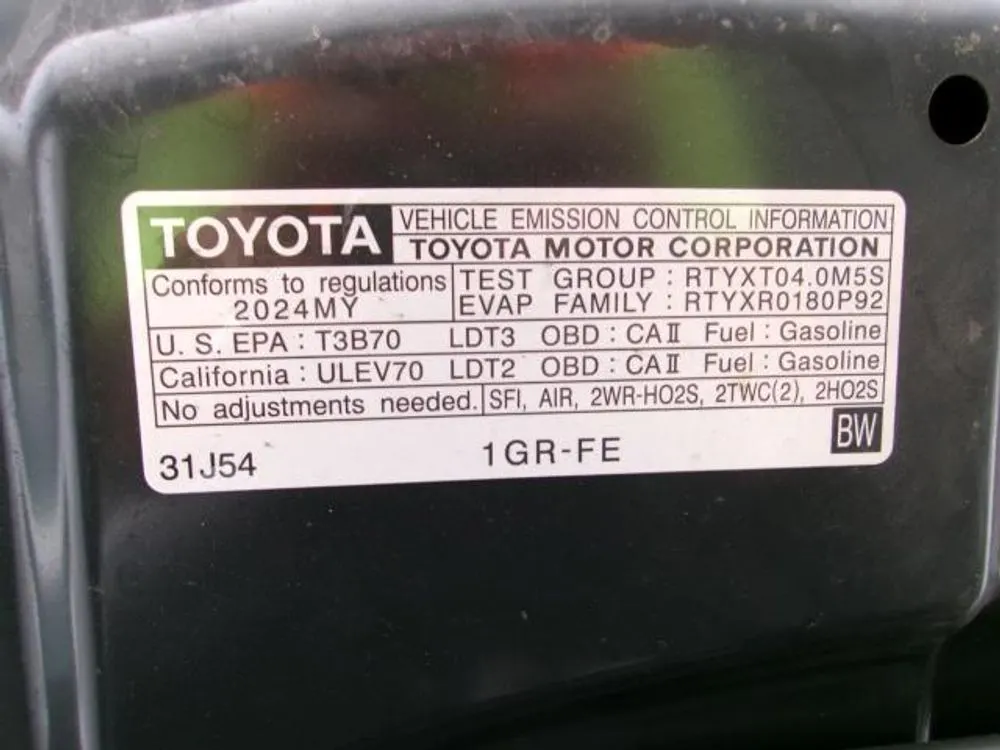 2024 Toyota 4Runner TRD Off Road