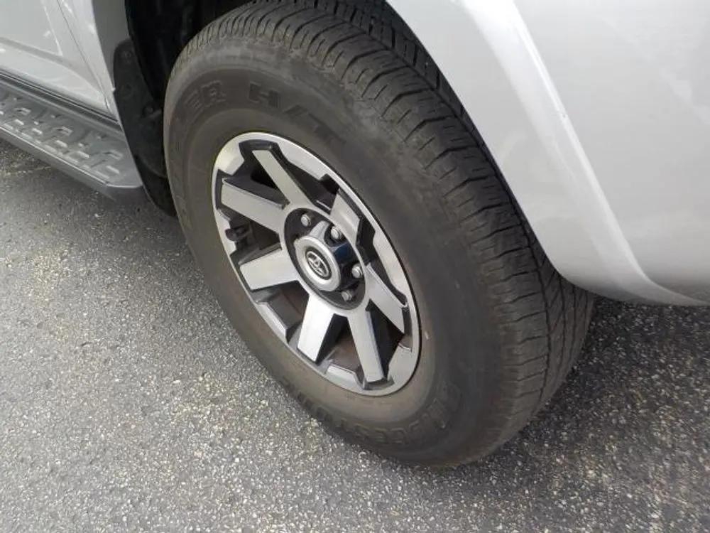 2024 Toyota 4Runner TRD Off Road