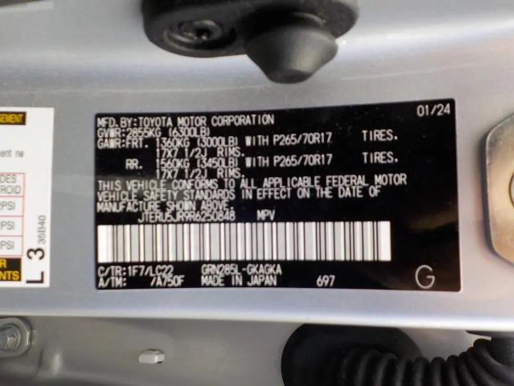 2024 Toyota 4Runner TRD Off Road
