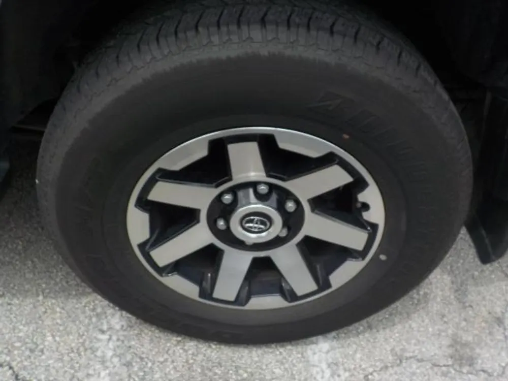 2024 Toyota 4Runner TRD Off Road