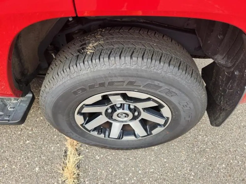 2024 Toyota 4Runner TRD Off Road