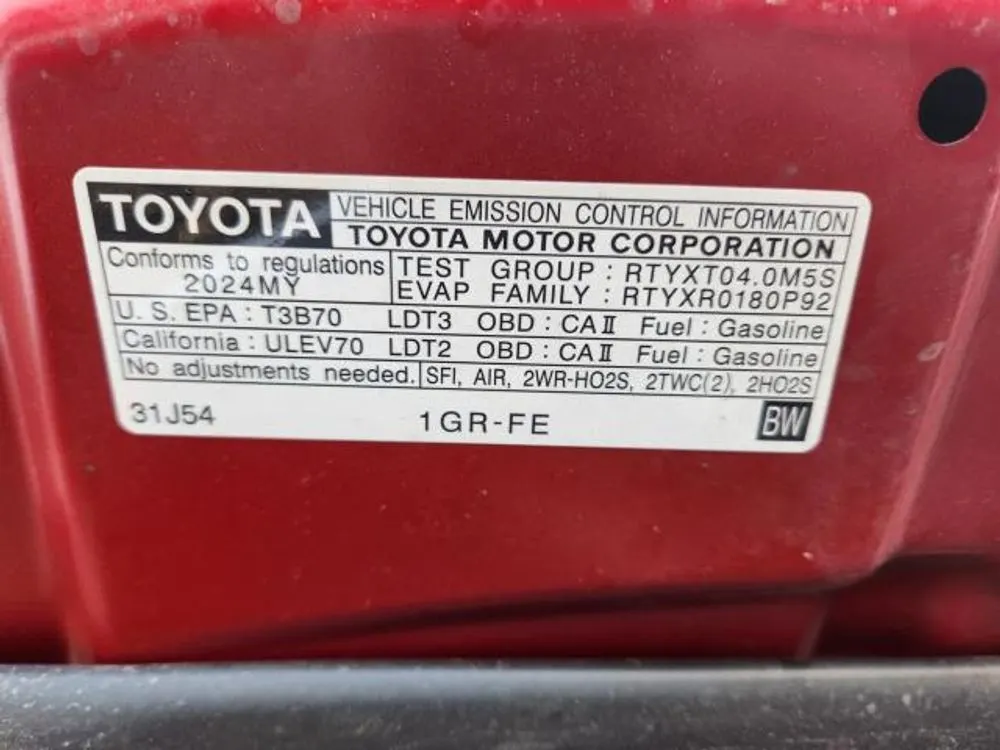 2024 Toyota 4Runner TRD Off Road