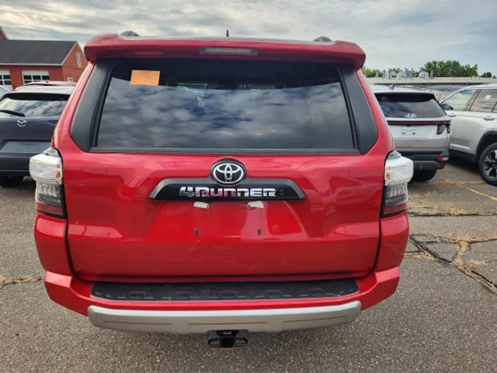 2024 Toyota 4Runner TRD Off Road