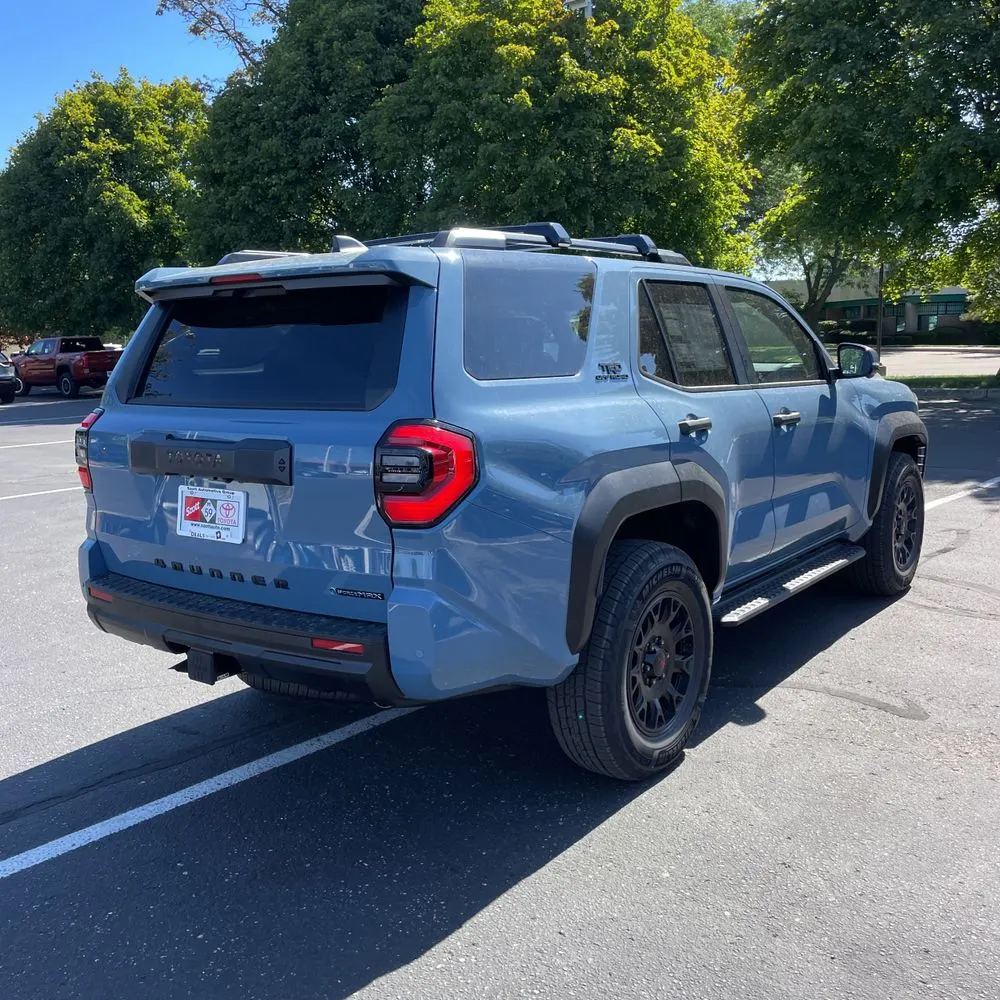 2025 Toyota 4Runner TRD Off-Road Premium HV
