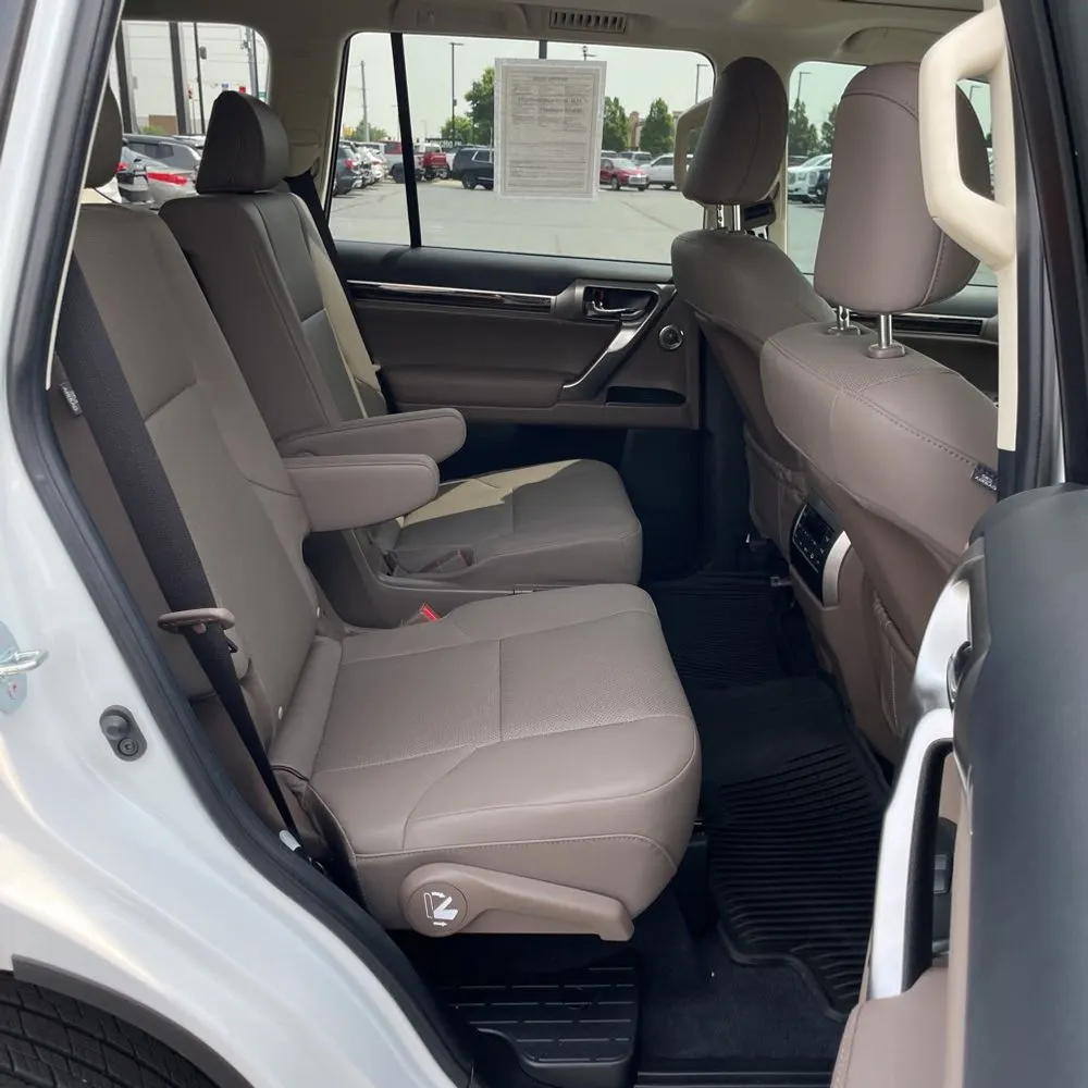 2023 Lexus GX 460 Base