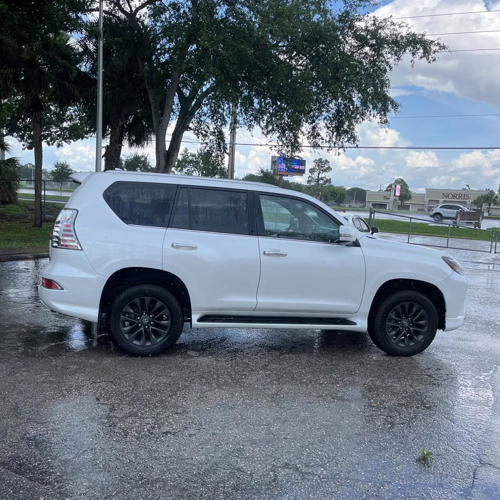 2023 Lexus GX 460 Base