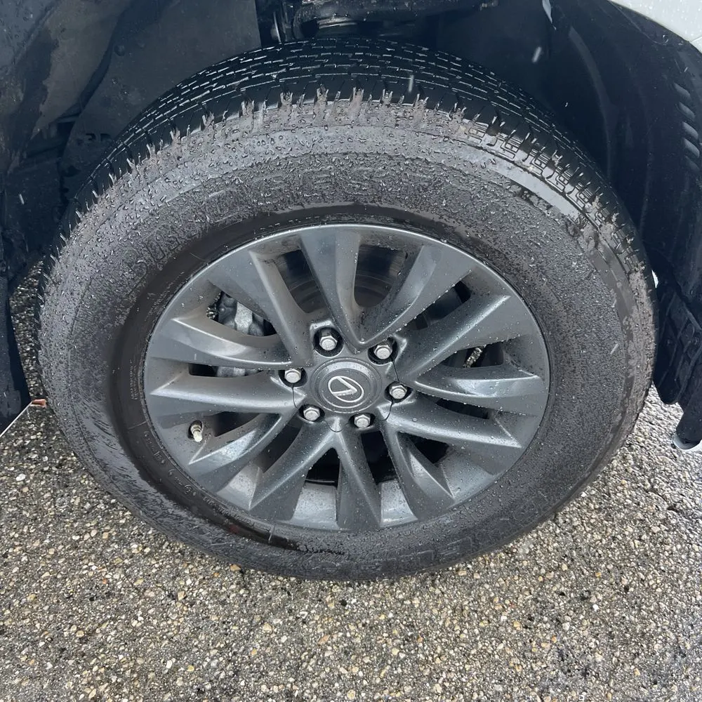 2023 Lexus GX 460 Base