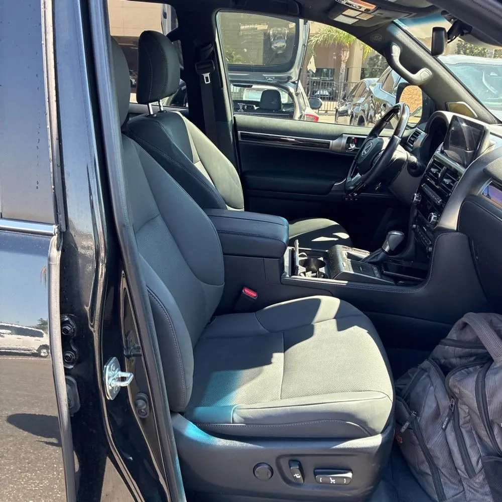 2023 Lexus GX 460 Base