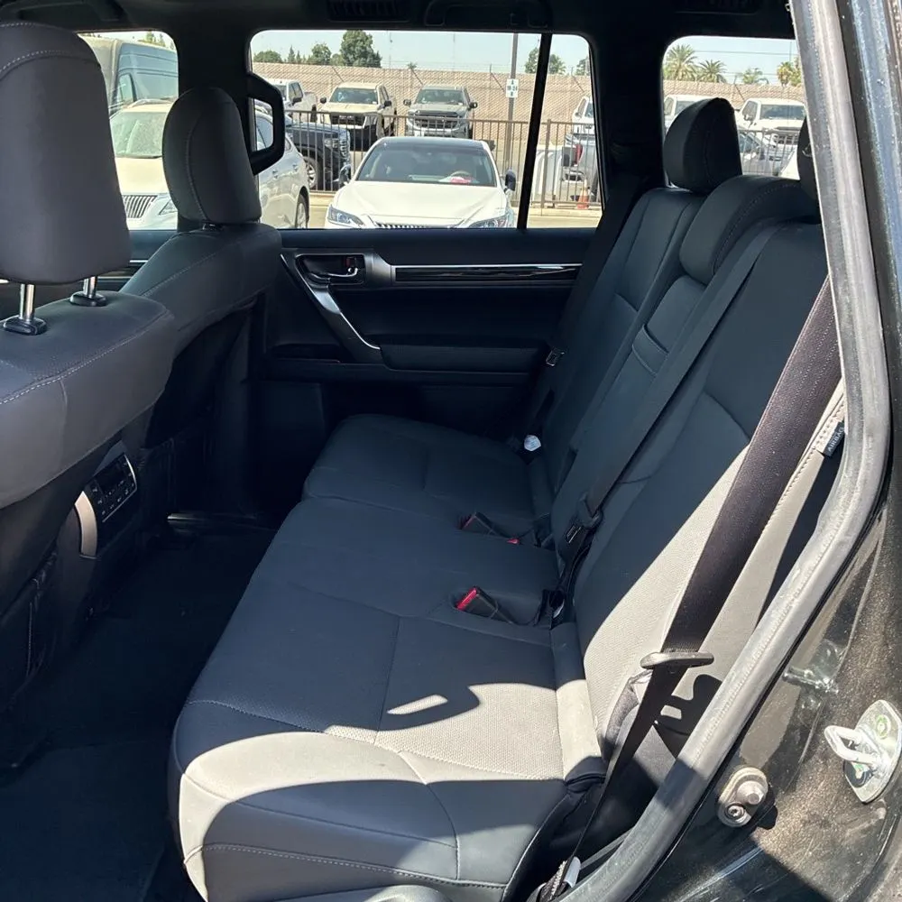 2023 Lexus GX 460 Base