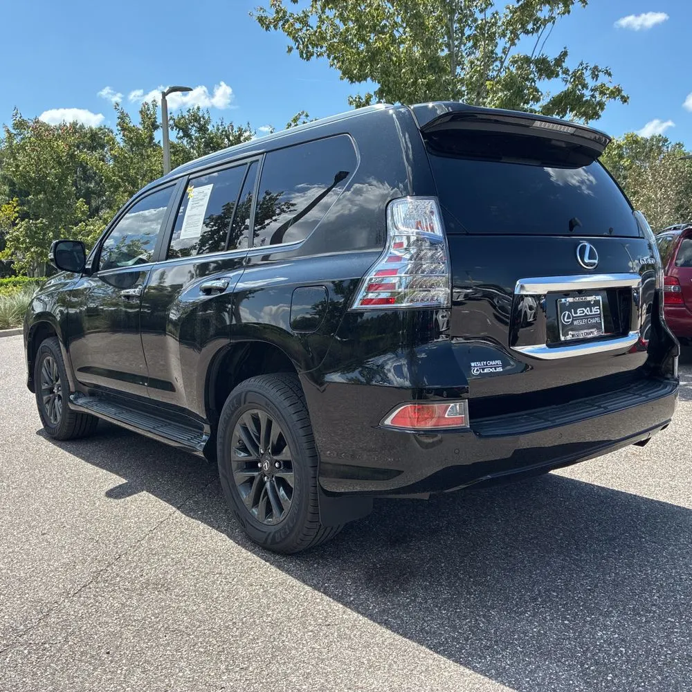 2023 Lexus GX 460 Base