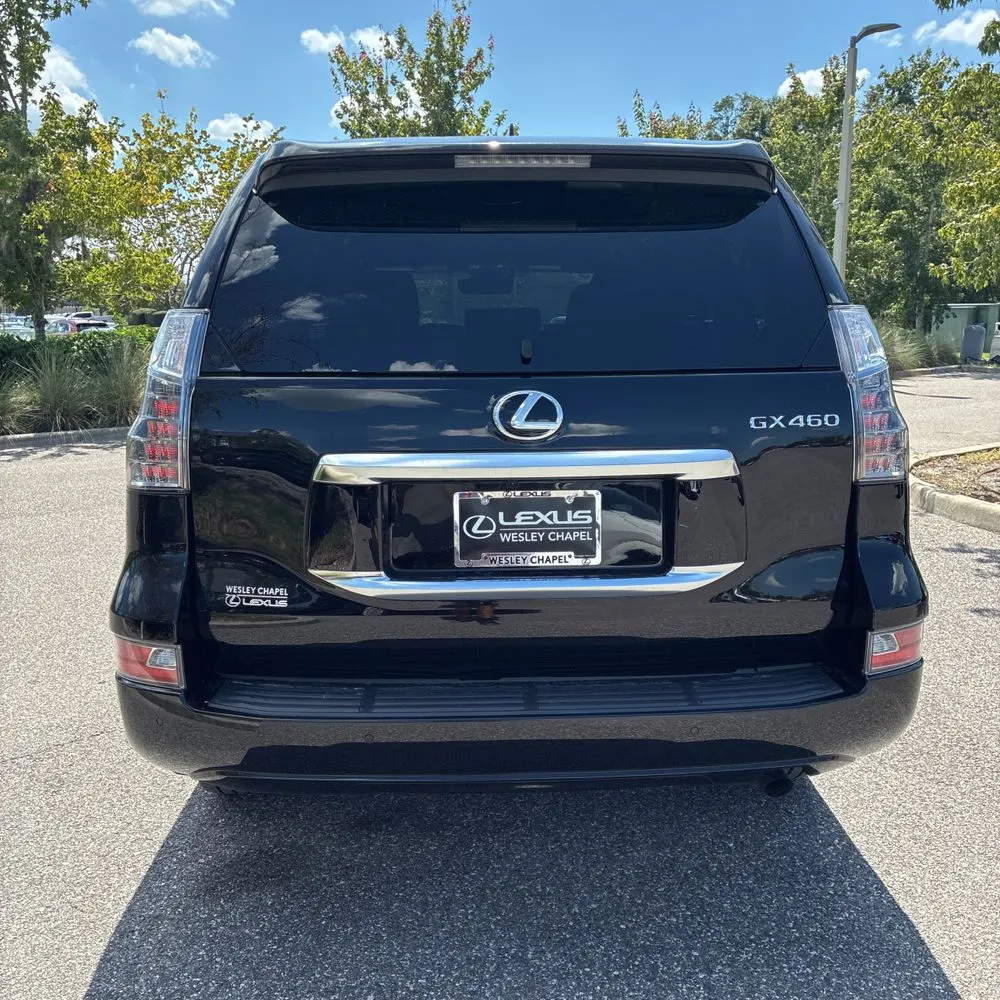2023 Lexus GX 460 Base