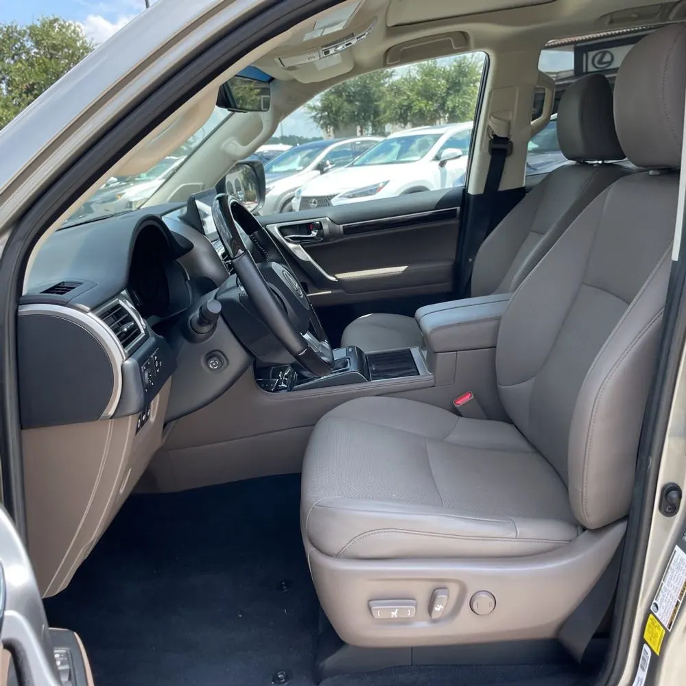 2023 Lexus GX 460 Base
