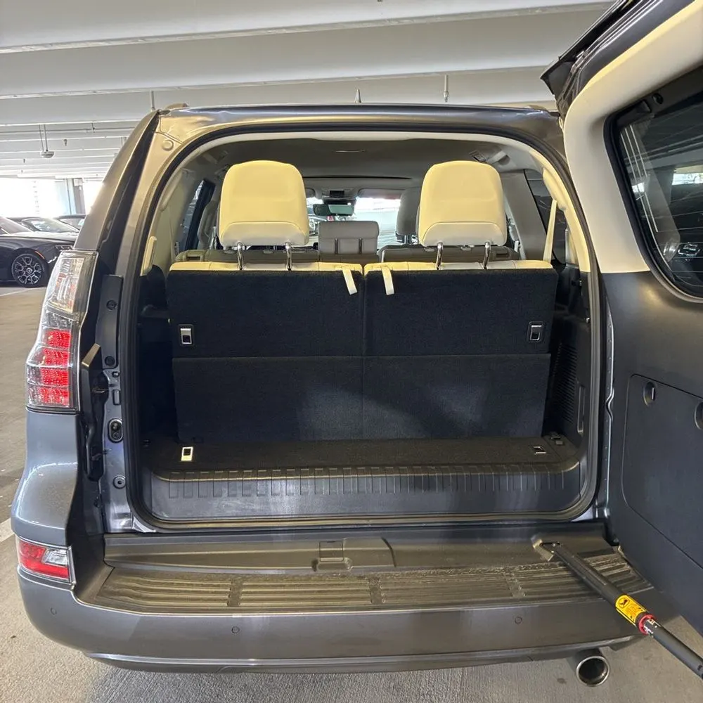 2023 Lexus GX 460 Base