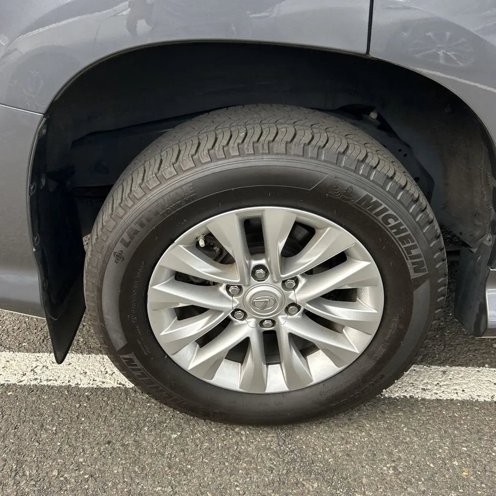 2023 Lexus GX 460 Base