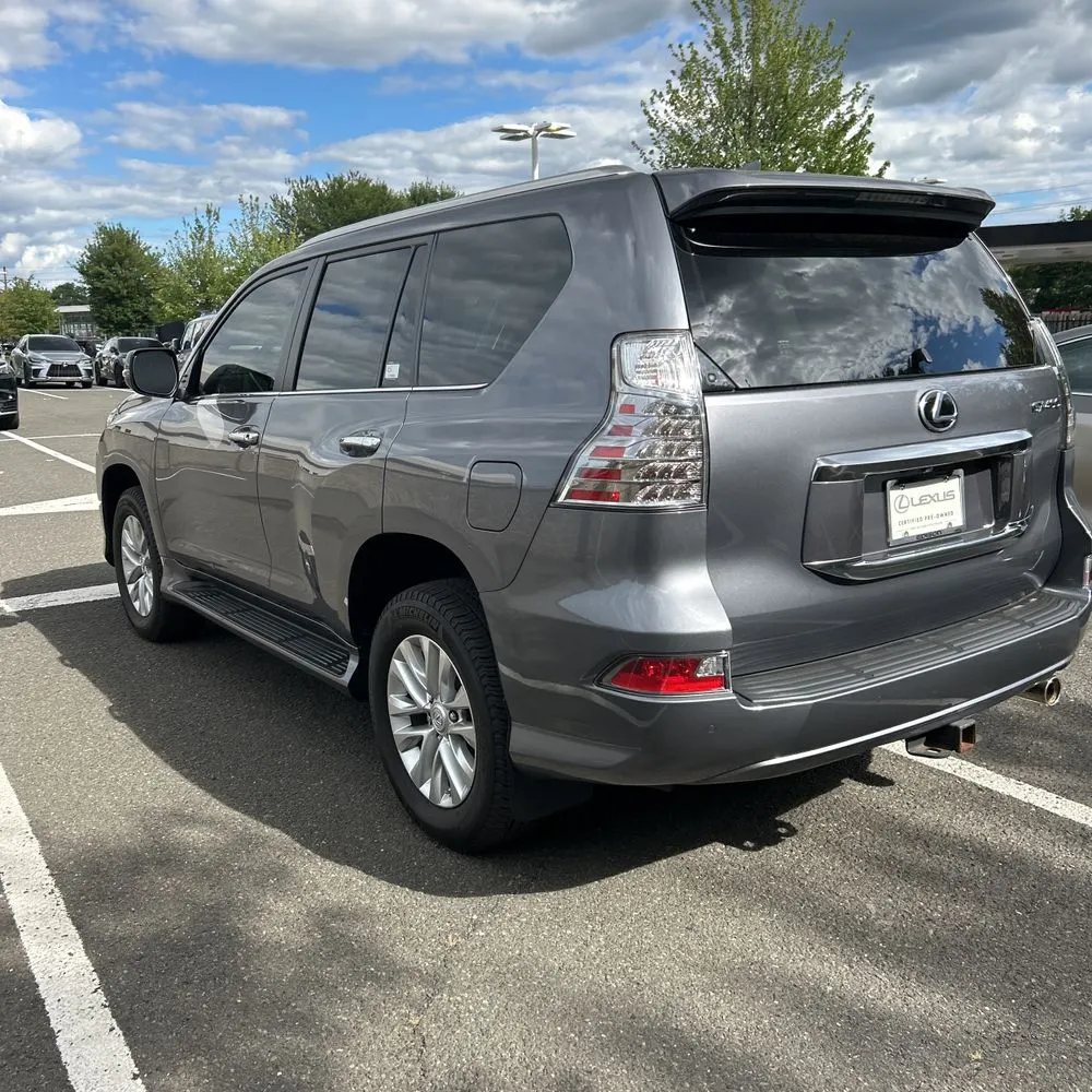 2023 Lexus GX 460 Base