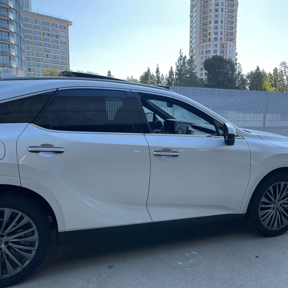 2024 Lexus RX 450h+ Luxury