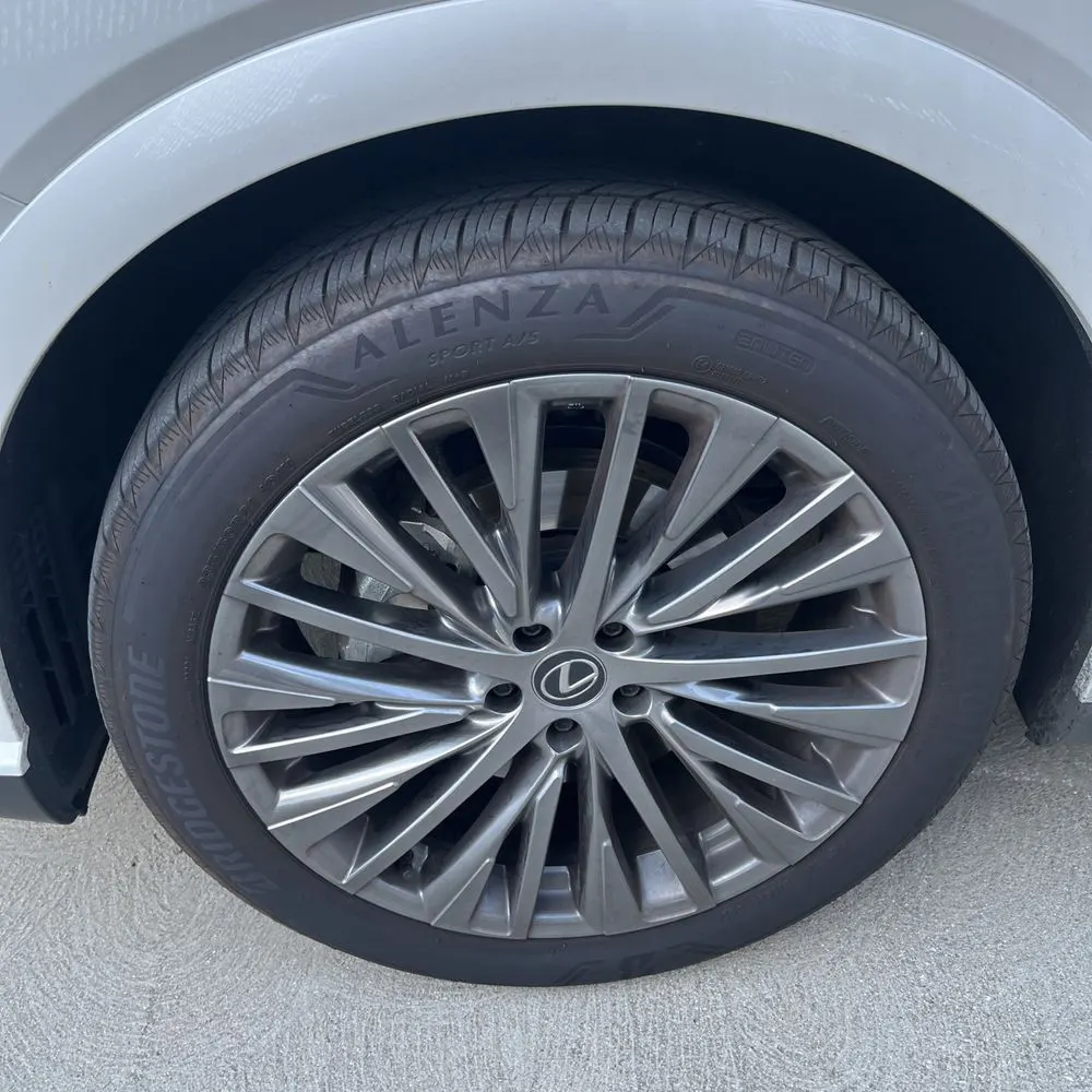 2024 Lexus RX 450h+ Luxury