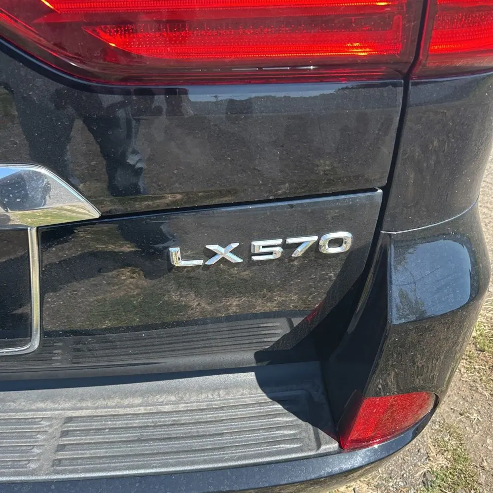2021 Lexus LX 570 Three-Row