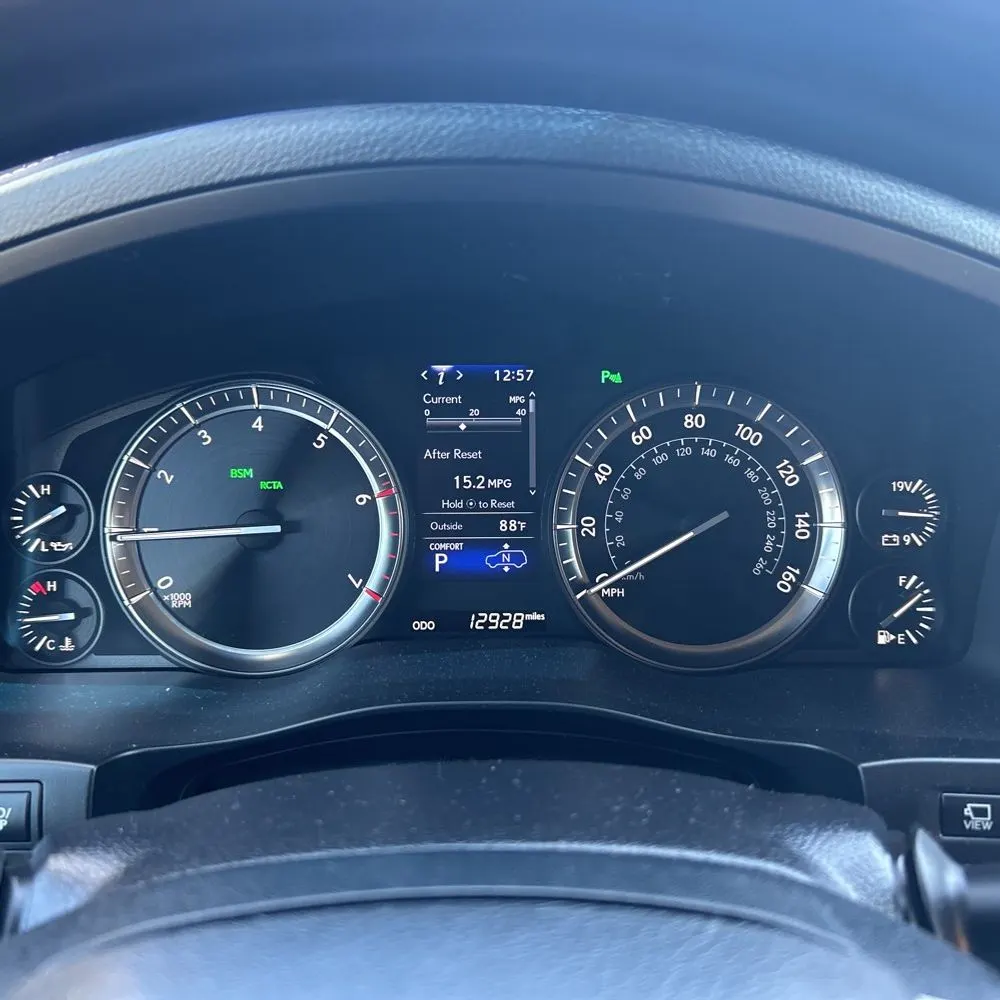 2021 Lexus LX 570 Three-Row