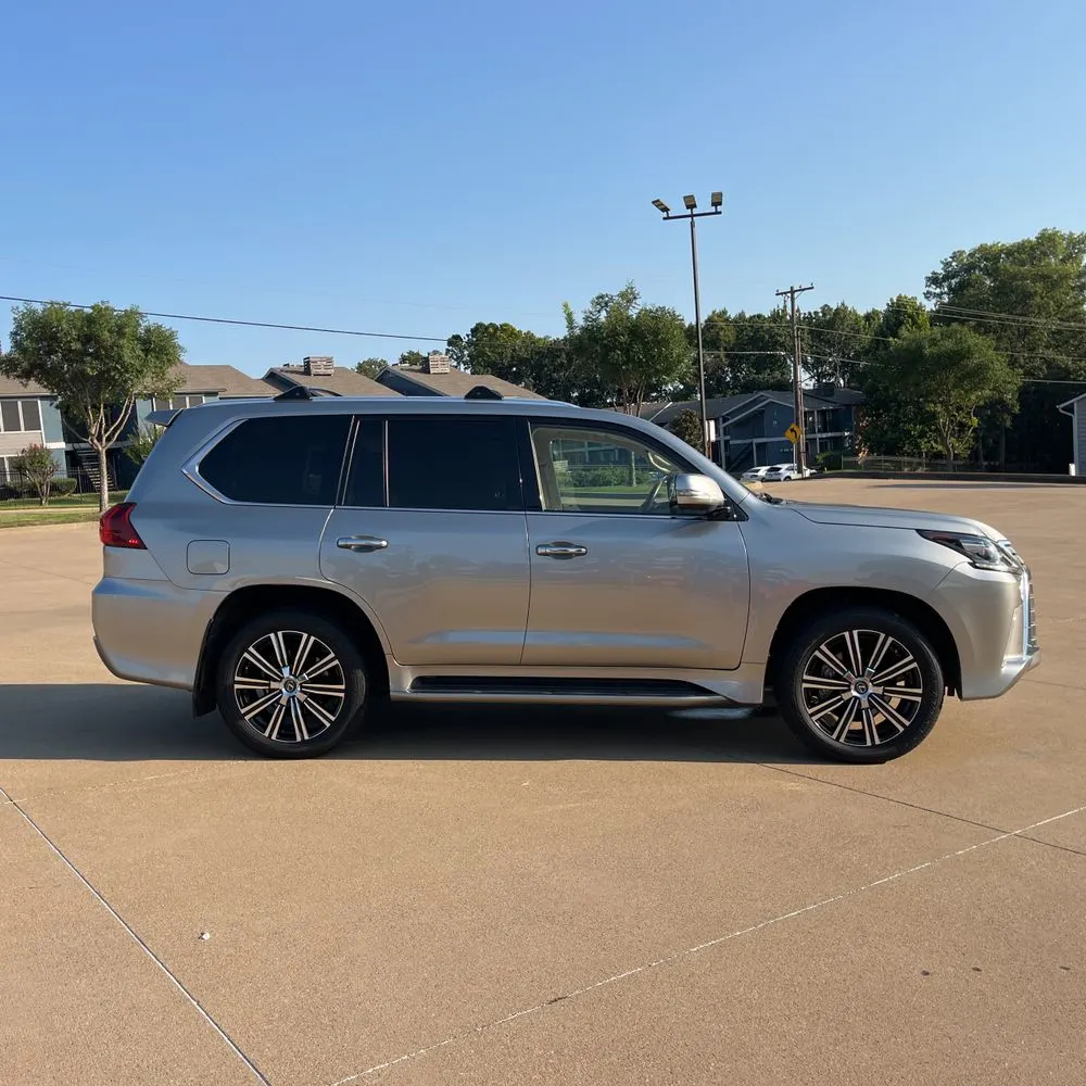 2020 Lexus LX 570 Three-Row