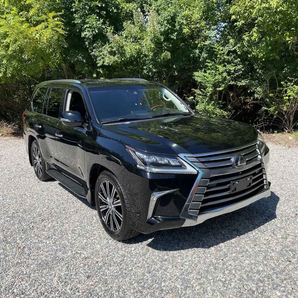 2021 Lexus LX 570 Three-Row