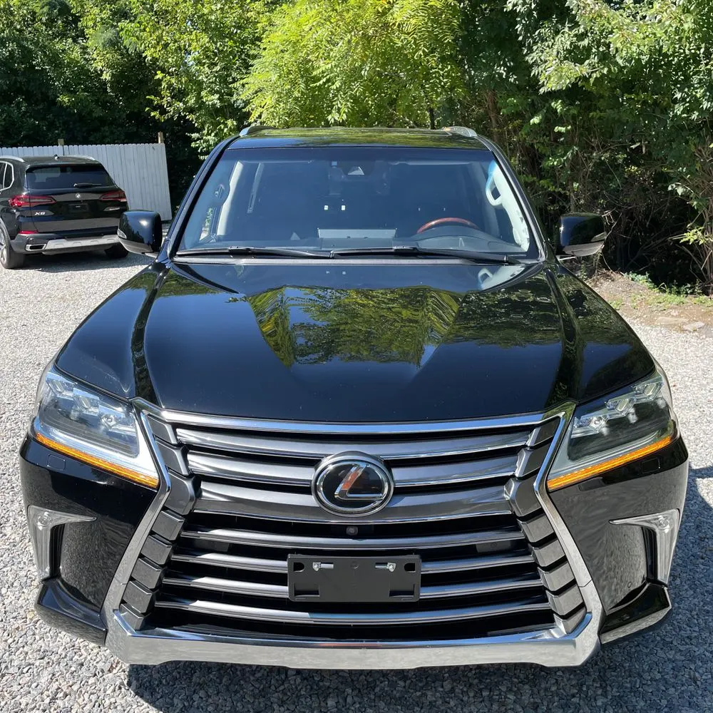 2021 Lexus LX 570 Three-Row