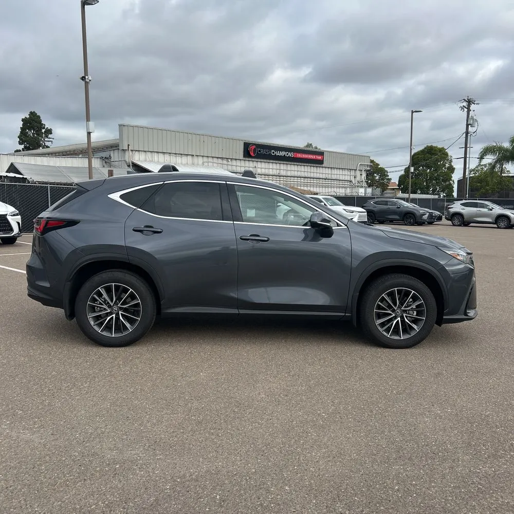 2025 Lexus NX 350h Premium