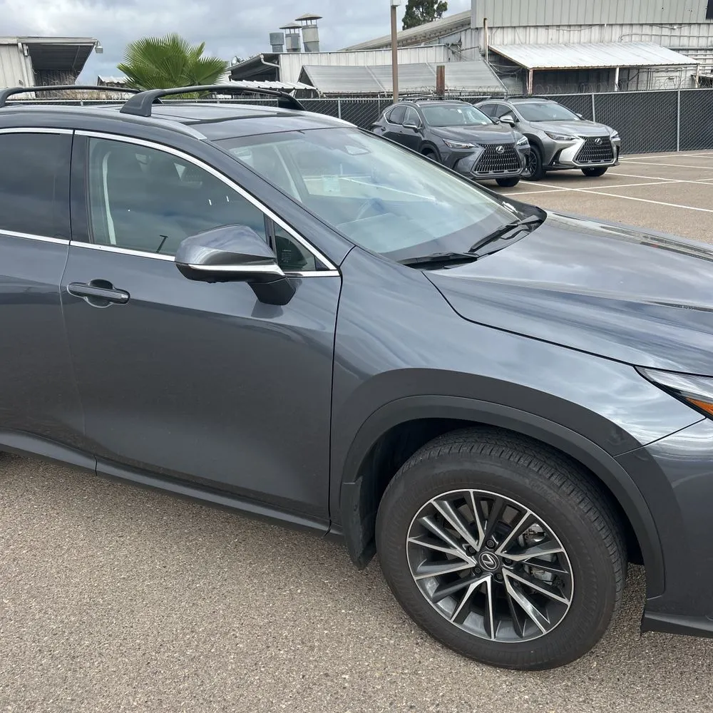 2025 Lexus NX 350h Premium