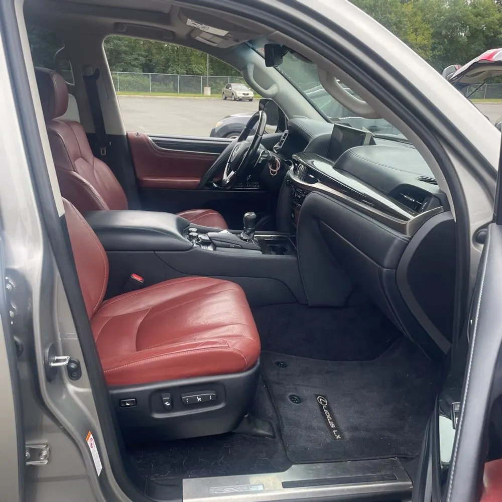 2017 Lexus LX 570 Base
