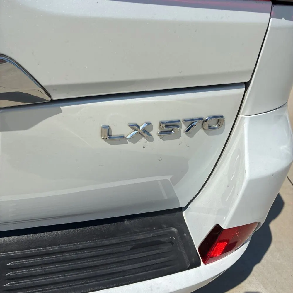 2018 Lexus LX 570 Three-Row