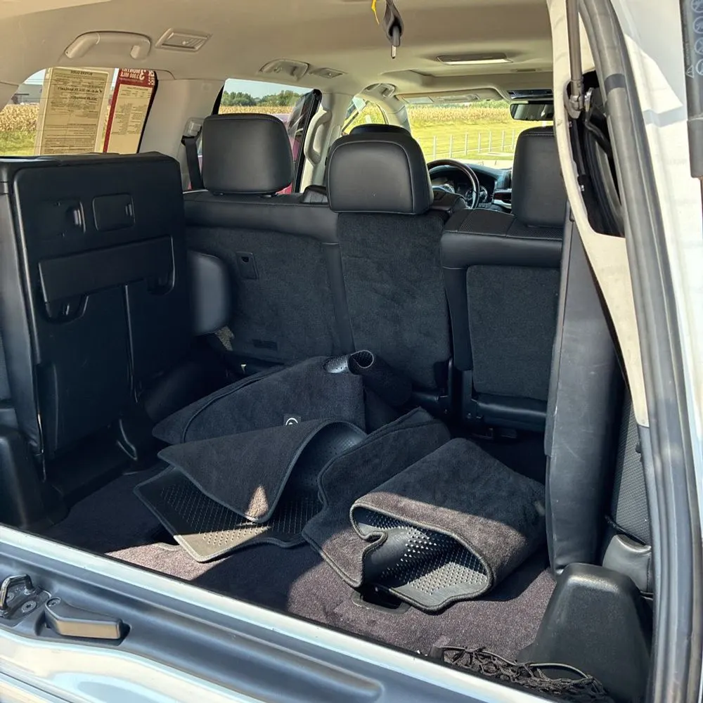 2018 Lexus LX 570 Three-Row
