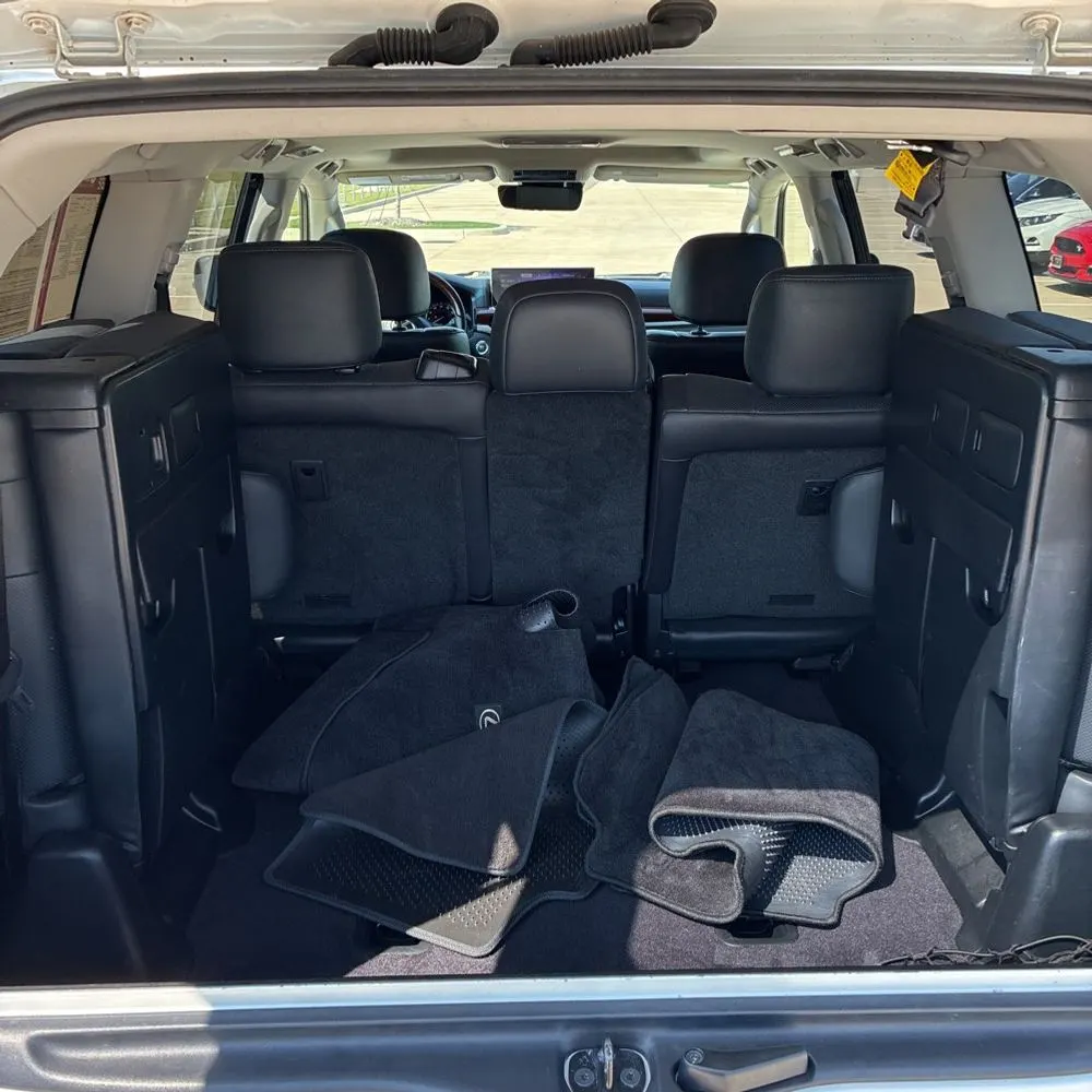 2018 Lexus LX 570 Three-Row