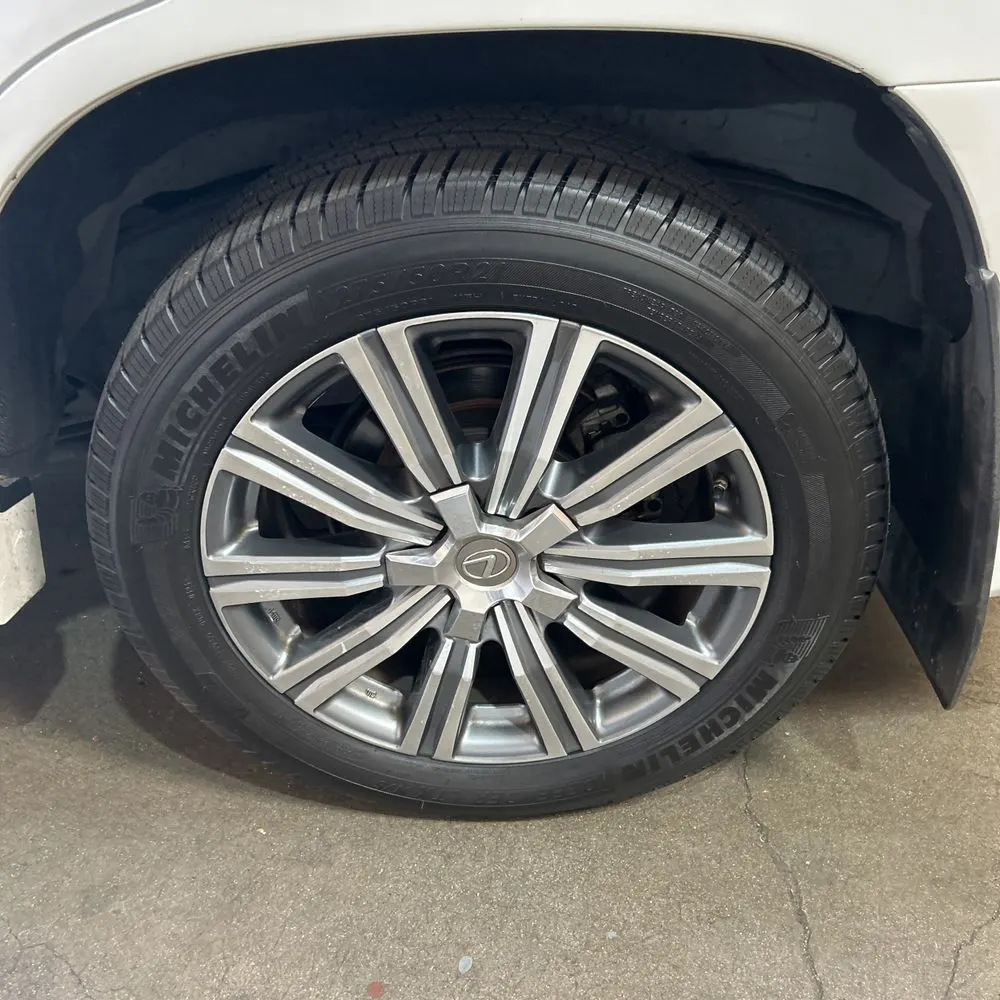 2017 Lexus LX 570 Base