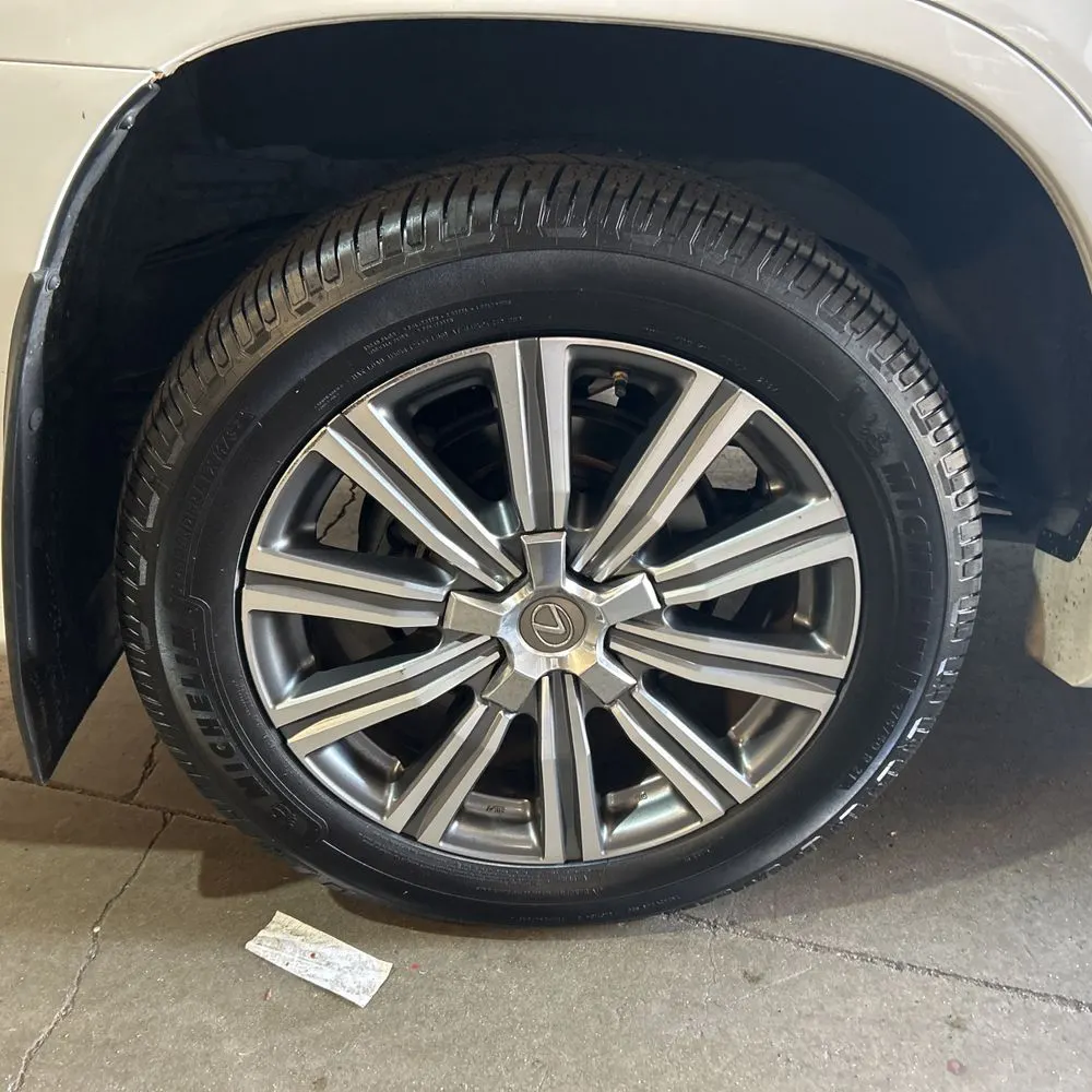 2017 Lexus LX 570 Base