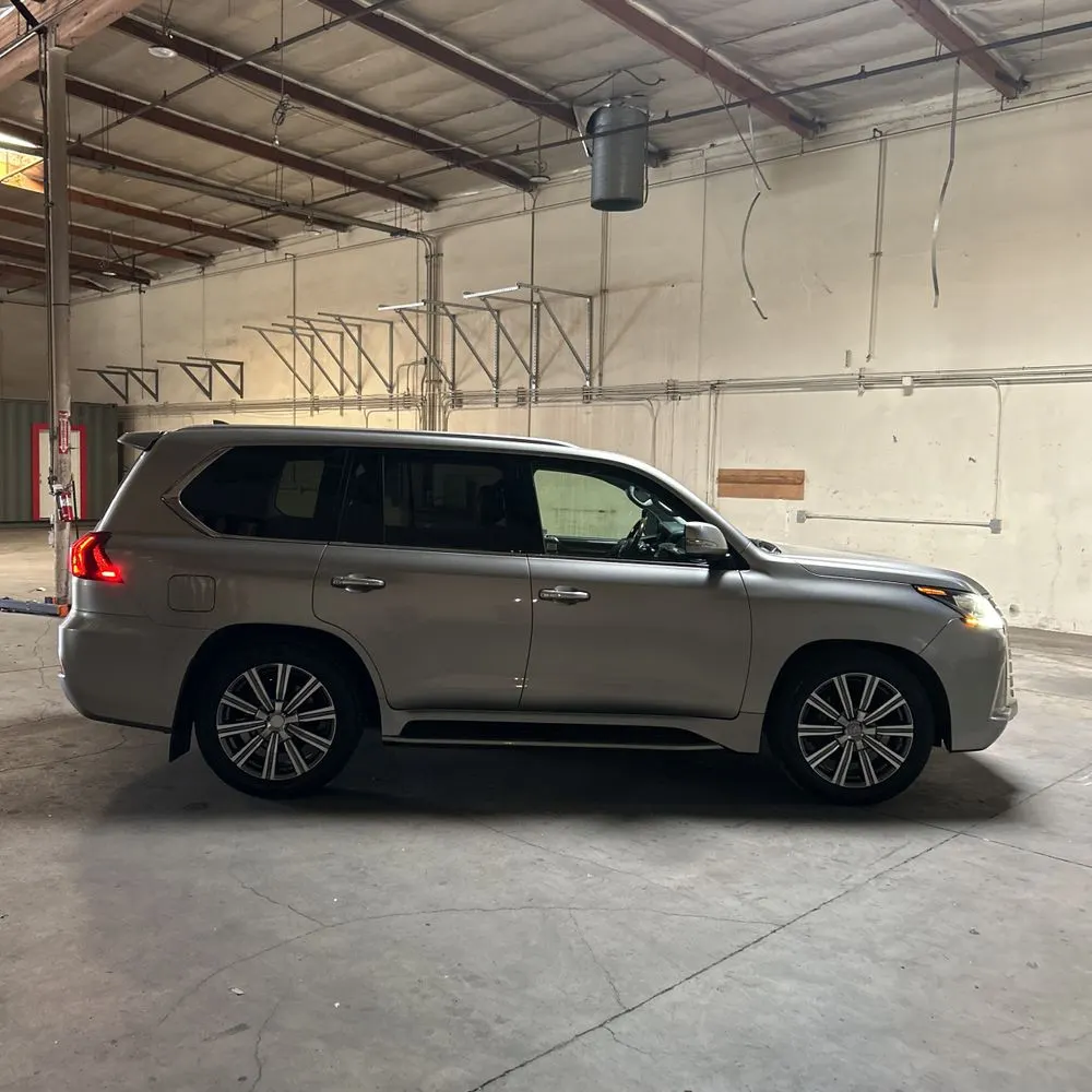 2018 Lexus LX 570 Two-Row