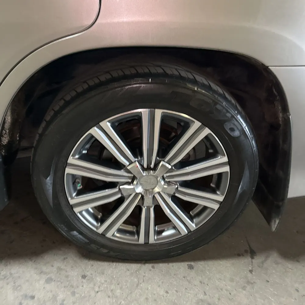 2018 Lexus LX 570 Two-Row
