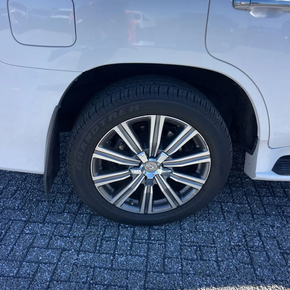 2017 Lexus LX 570 Base