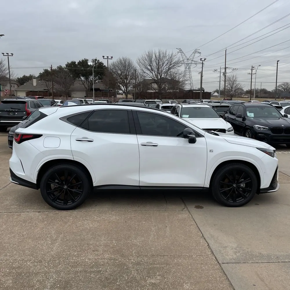 2025 Lexus NX 450h+ F SPORT Handling