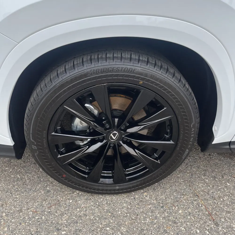 2025 Lexus NX 450h+ F SPORT Handling