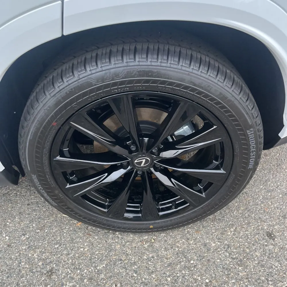 2025 Lexus NX 450h+ F SPORT Handling