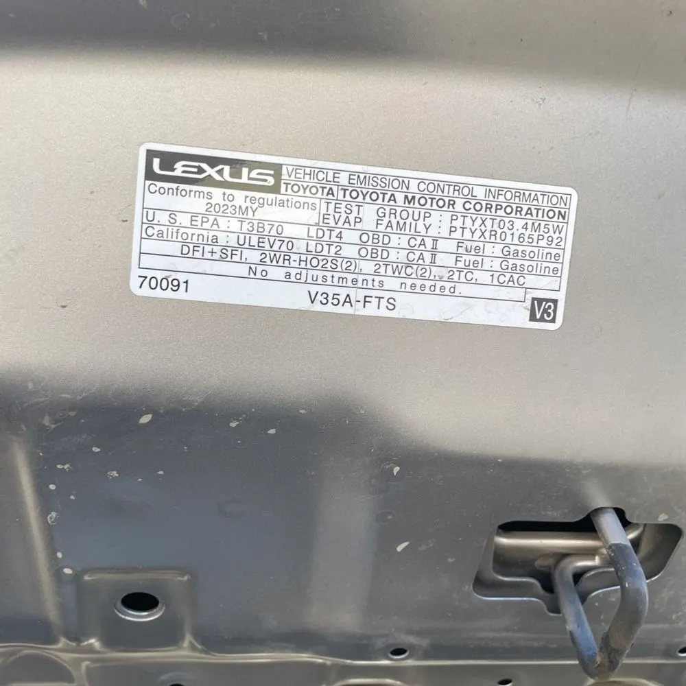 2023 Lexus LX 600 F SPORT Handling