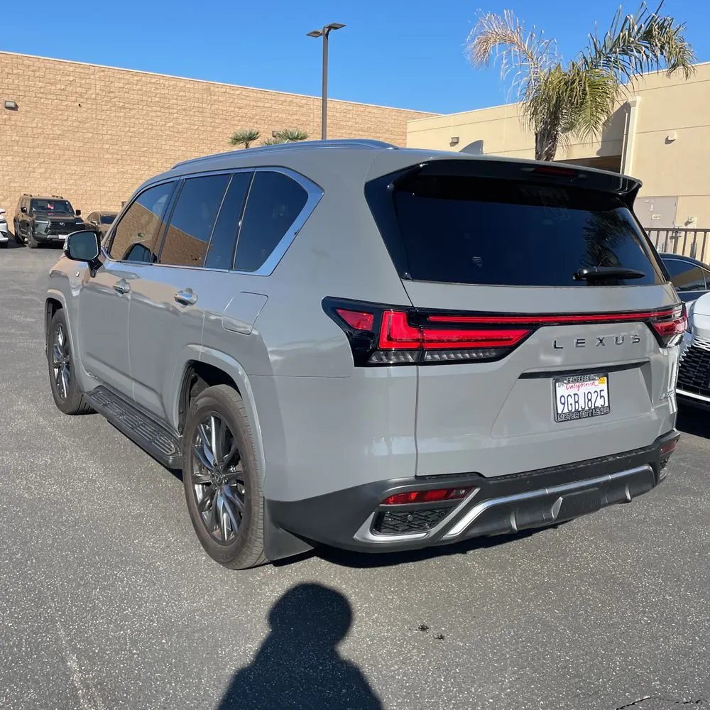 2023 Lexus LX 600 F SPORT Handling