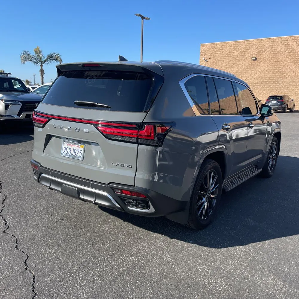 2023 Lexus LX 600 F SPORT Handling